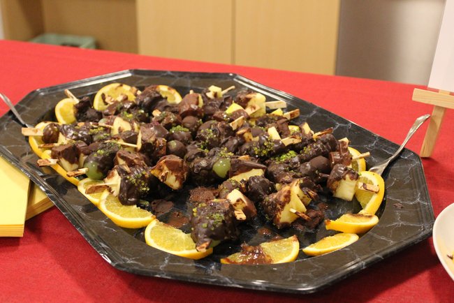 2025_Kirmes_Schokoladenobst