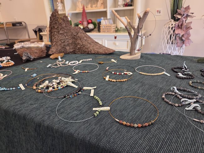 2025_Adventsbasar_Schmuck